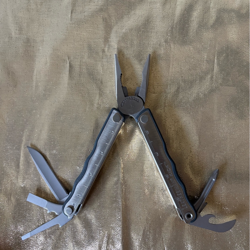 Leatherman Kick Multi-tool Stainless Steel Pliers For The Outdoorsman.